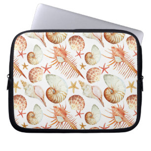 Koraal met schelpen en krabbetpatroon laptop sleeve