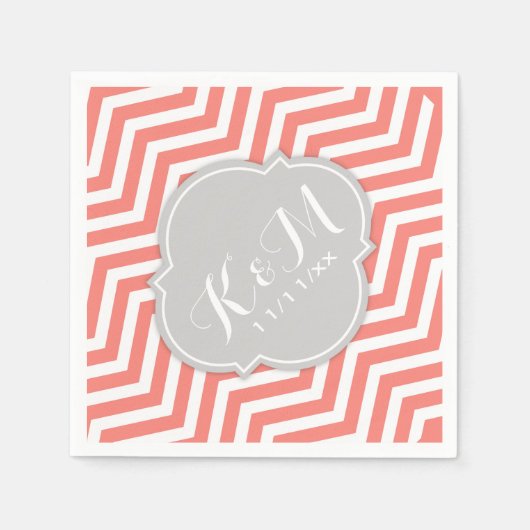 Koraal Roze en Witte Chevron met Monogram Servetten (Voorkant)