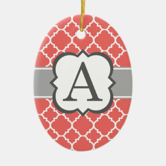 Koraal Wit Monogram Letter A Quatrefoil Keramisch Ornament