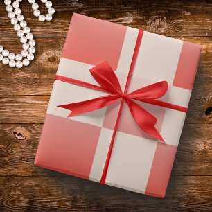 Koraalperzikgradiënt geruit cadeaupapier