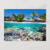 Koraalrif en een tropisch resort briefkaart (Voorkant)