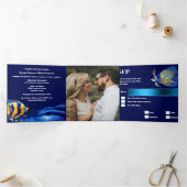 Koraalrif vis tropisch blauw sinaasappel kust chic drieluik uitnodiging (Binnen)