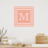 Koraalroze en witte Chevron met aangepast monogram Poster (Keuken)