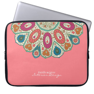 Koraalroze hand getekend Henna Circle Patroonontwe Laptop Sleeve