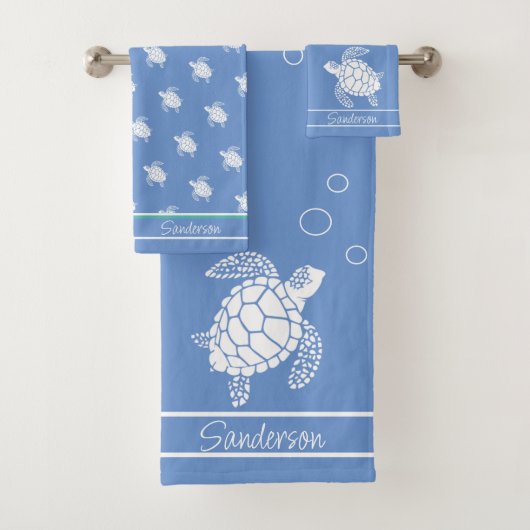 Korenbloem Blauw Monogram Wit Zee Schildpad Nautis Bad Handdoek (Insitu)