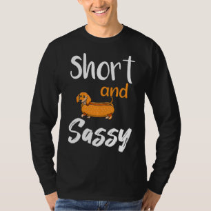 Korte en sassy dachshund-dieren houden van worst t-shirt