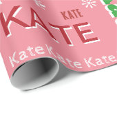 Korte Naam Typografie Roze Kerstmis Gepersonalisee Cadeaupapier (Rol Hoek)