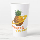 Kosmische ananas met Saturnus Ring Orbit Latte Mok (Voorkant)