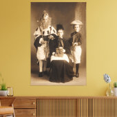  kostumePartij Stretted Canvas Print (Insitu (Woonkamer))