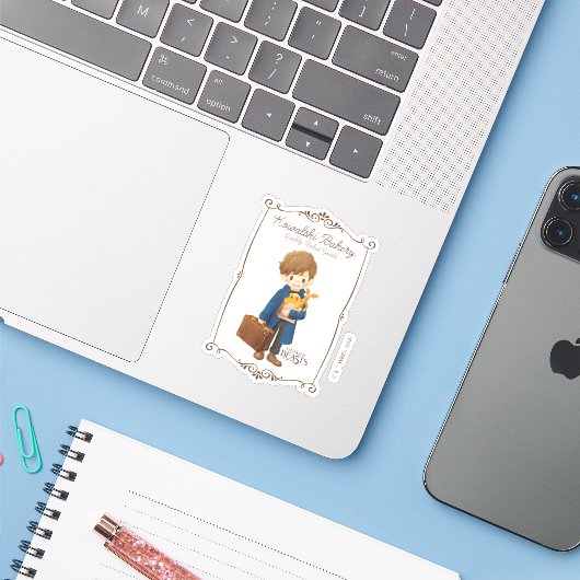 Kowalski Bakery - Newt Scamander Sticker (Laptop met iPhone)