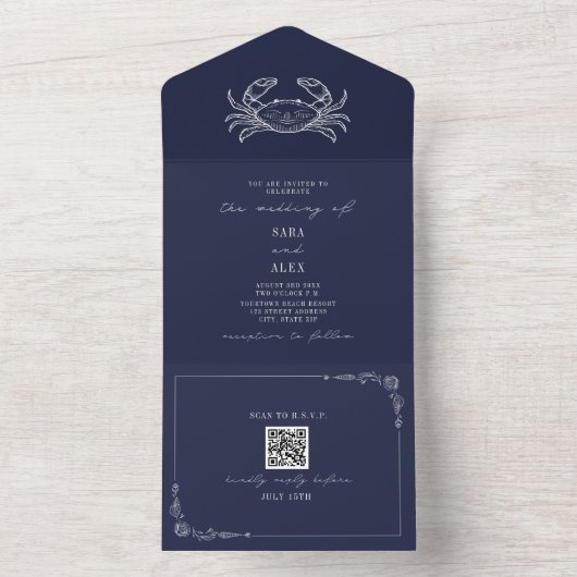 Krab rustiek strand bruiloft donkerblauw QR All In One Uitnodiging (Binnen)