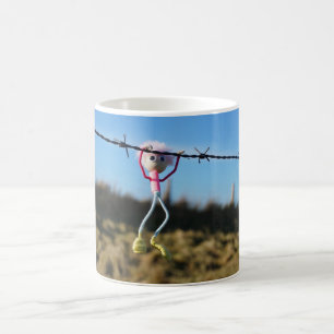Kracht patser Fubby aan Prikkeldraad. Koffiemok
