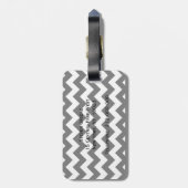 Krachtig zwart wit Chevron zigzagpatroon monogram Bagagelabel (Achterkant verticaal)