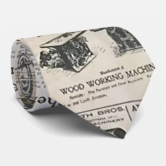 krant stropdas (Opgerold)