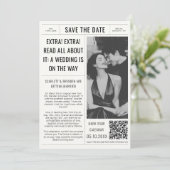 krant trouwfoto QR-code Save The Date (Staand voorkant)