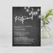 Krijtbord Edisonlichten Uitgestelde Bruiloft Kaart (Staand voorkant)