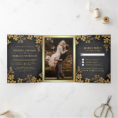 Krijtbord en goudfolie Bloemenbladeren Bruiloft Drieluik Uitnodiging (Binnen)