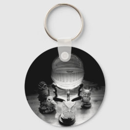 Kristal Ball en ornamental Owls Metal Sleutelhanger