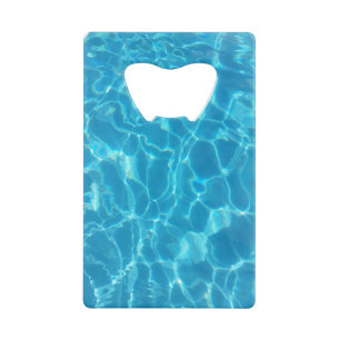 Kristalhelder Blauw Zwembadwater Kredietkaart Flessenopener