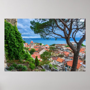 Kroatische stad Omis Poster