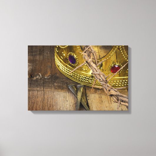 Kroon van doornen en gouden kroon met nagels canvas afdruk (Voorkant)
