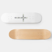 Kruis van zilver en witte rozen skateboard (Horizontaal)