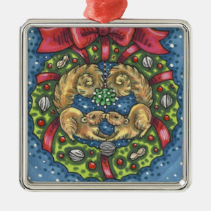 KUILTE KISSENDE SQUIRRELS ONDER MISTLETOE, NUT WRE METALEN ORNAMENT