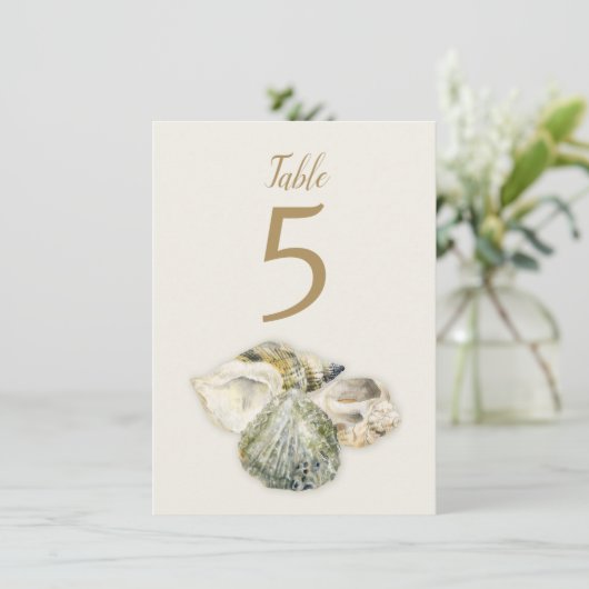 Kunst van zee schelpen strand bruiloft tafel numme kaart (Staand voorkant)