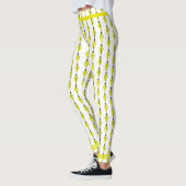 Kunstdeco-element in gele Leggings (Links)