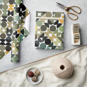 Kunstpatroon met roodgroene tapes cadeaupapier