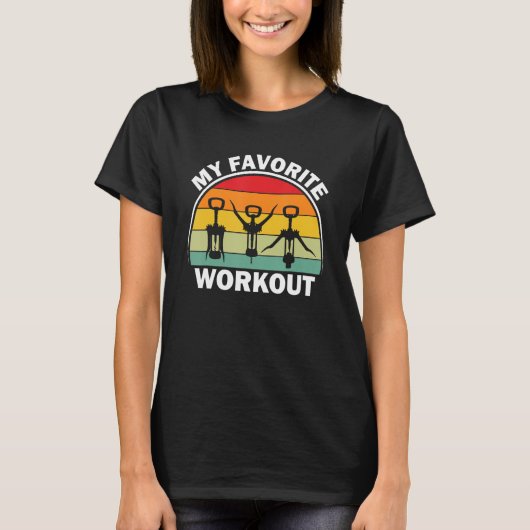 Kurkentrekker flesje opent Mijn favoriete Drink vo T-shirt (Voorkant)