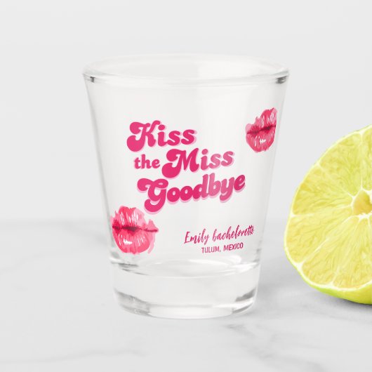 Kus het Miss Goodbye Bachelorette Weekendfeest Shot Glas (Voorkant)