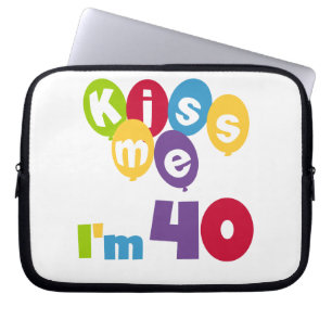 Kus me Ik ben 40 T-shirts en cadeautjes. Laptop Sleeve