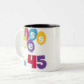 Kus me Ik ben 45 T-shirts en cadeautjes Tweekleurige Koffiemok (Voorkant links)