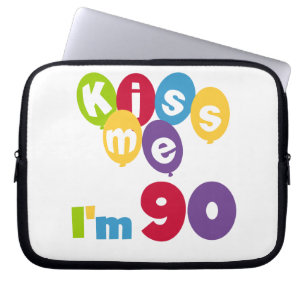 Kus me Ik ben 90 T-shirts en cadeautjes. Laptop Sleeve