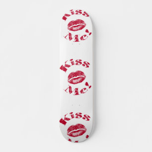 Kus me! Rode lippen Skateboard