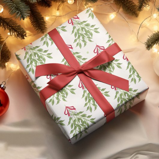 Kus met witte bessen cadeaupapier
