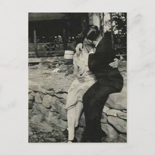 Kus op de stenen muur briefkaart (Voorkant)