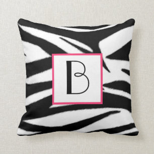 Kussen met zebraprint en monogram