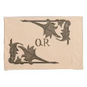 Kussensloop - Leafy Brackets met Initialen (Voorkant-Rechts)