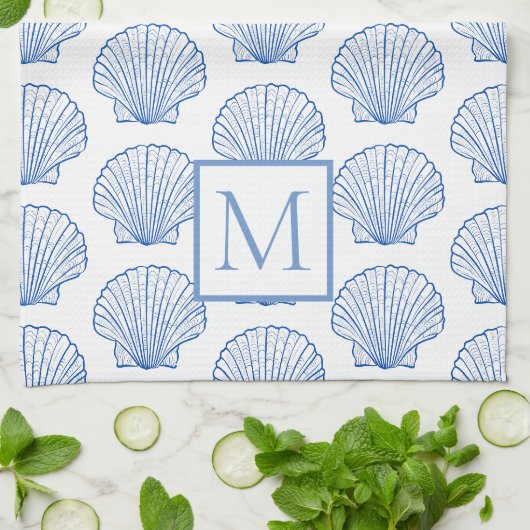 Kust Blauw en Wit Schelp Monogram Theedoek (Gevouwen)
