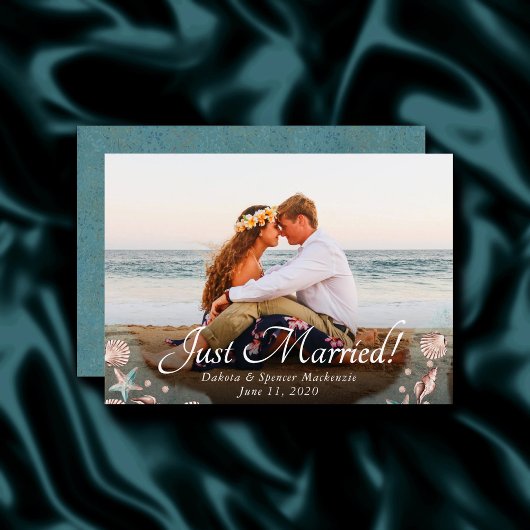 Kust Chic | Teal en Koraalrif Foto Bruiloft Aankondiging