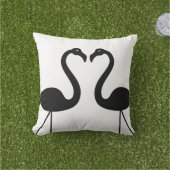 Kust Flamingos White Outdoor Pillow Buitenkussen (Gras)