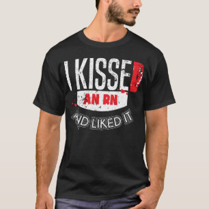 Kust RN Nurse RN Husband Echtgenote Wife Boyvriend T-shirt