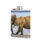 Kustbruine beren heupfles (Links)