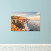 Kustlijn | Bixby Bridge, Big Sur California Canvas Afdruk (Insitu (Houten vloer))