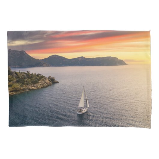 Kustlijn | Bodrum, Turkije Kussensloop (Voorkant)