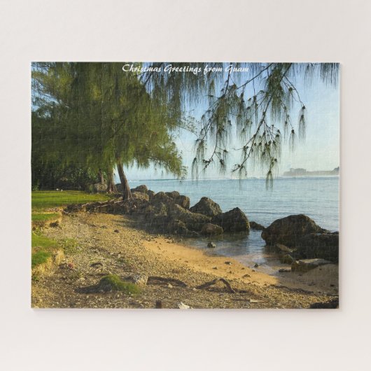Kuststrand Guam. kerstcadeautjes Legpuzzel (Horizontaal)