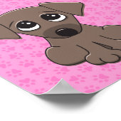 Kutbruine puppy dog op roze pootafdrukachtergrond poster (Hoek)