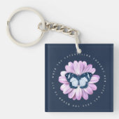 Kute Butterfly op roze Daisy Inspirerend Quote Sleutelhanger (Voorkant)